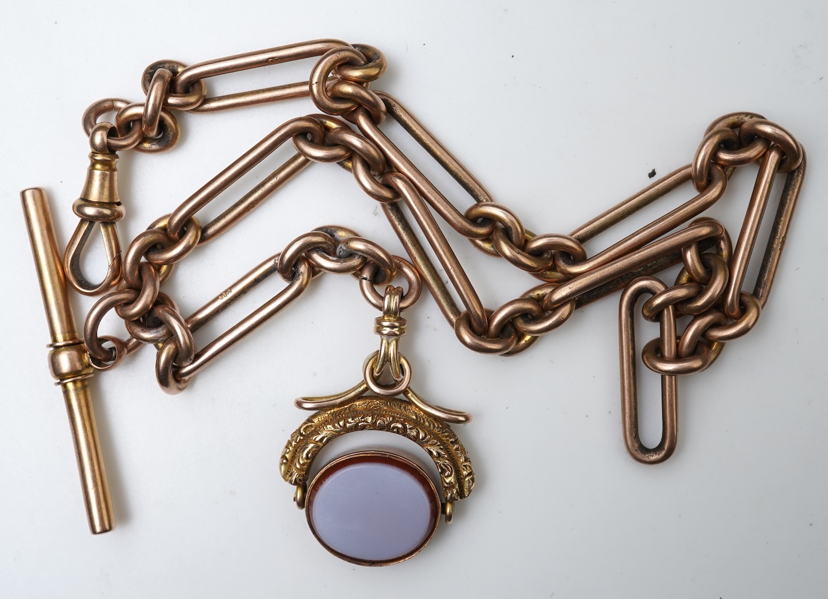 A Victorian gold chain and fob seal